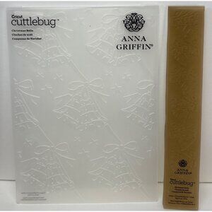 Anna Griffin Cricut Cuttlebug Christmas Bells Embossing Folder & Border Crafting